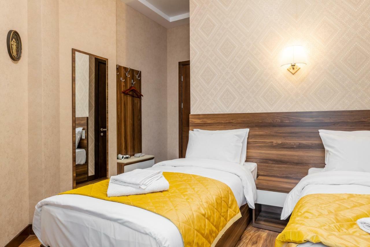 Ornament Hotel Tbilisi Exterior photo