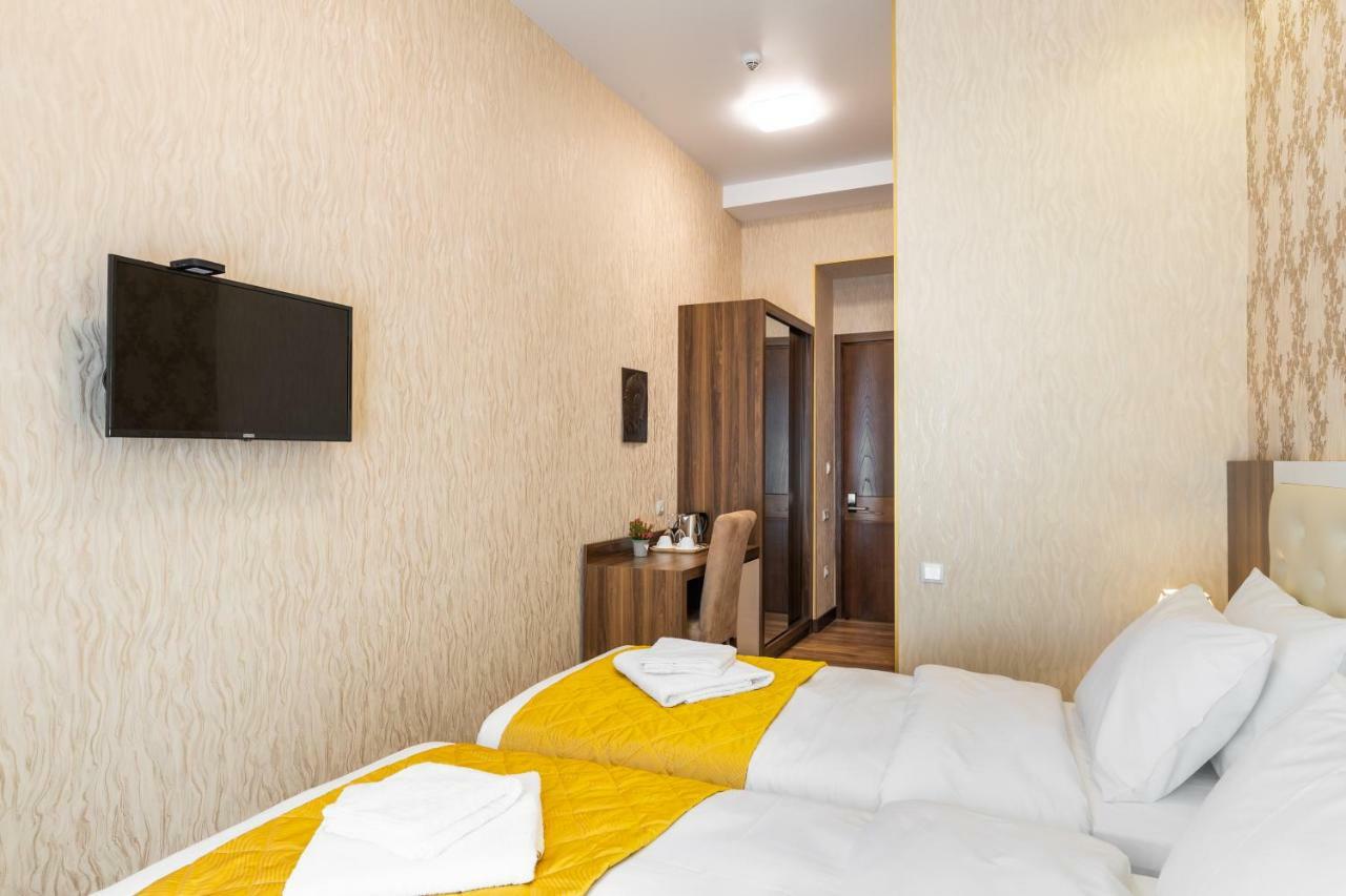 Ornament Hotel Tbilisi Exterior photo