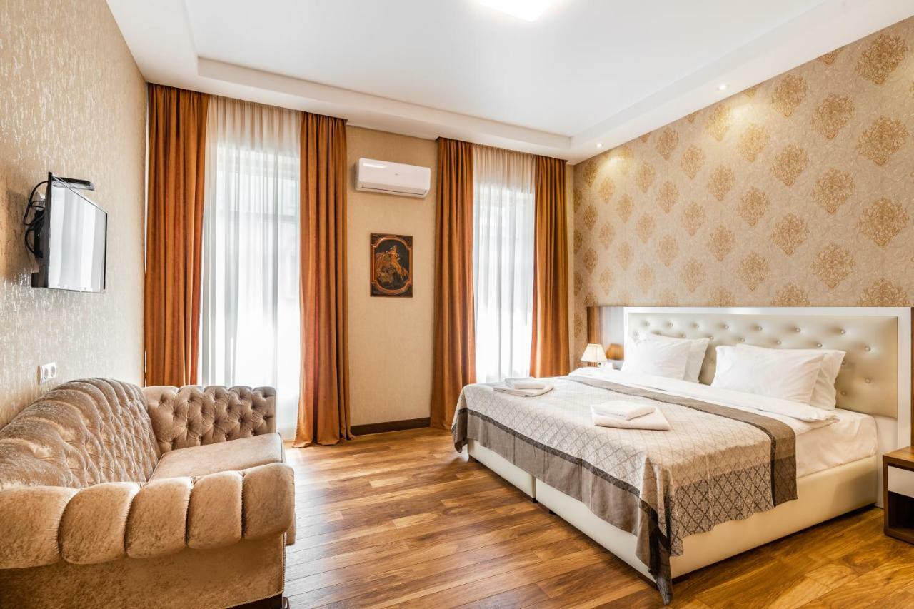 Ornament Hotel Tbilisi Exterior photo